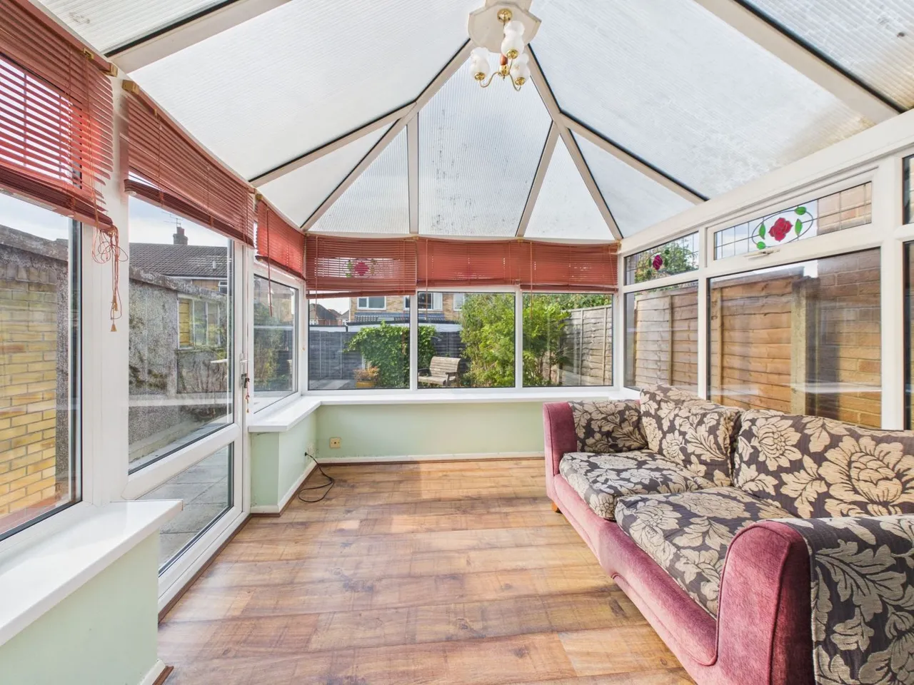 Denshaw Drive, Morley, LS27, photo 11