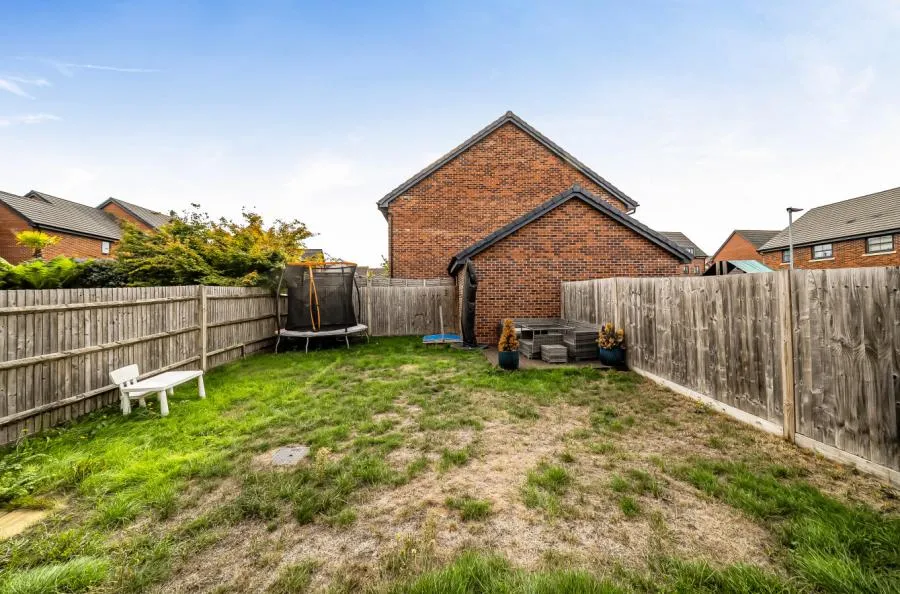 Holmes Place, Binfield, RG42, photo 16