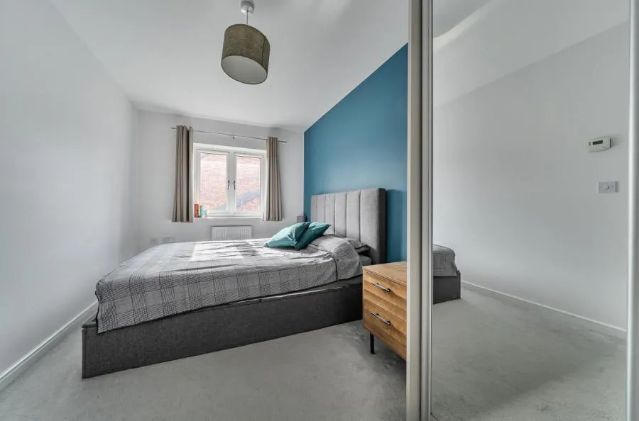 Holmes Place, Binfield, RG42, photo 11
