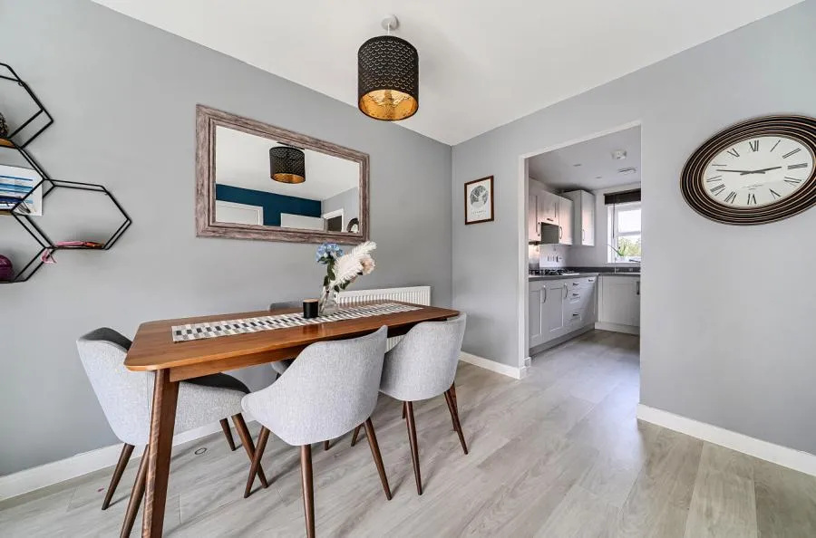 Holmes Place, Binfield, RG42, photo 9