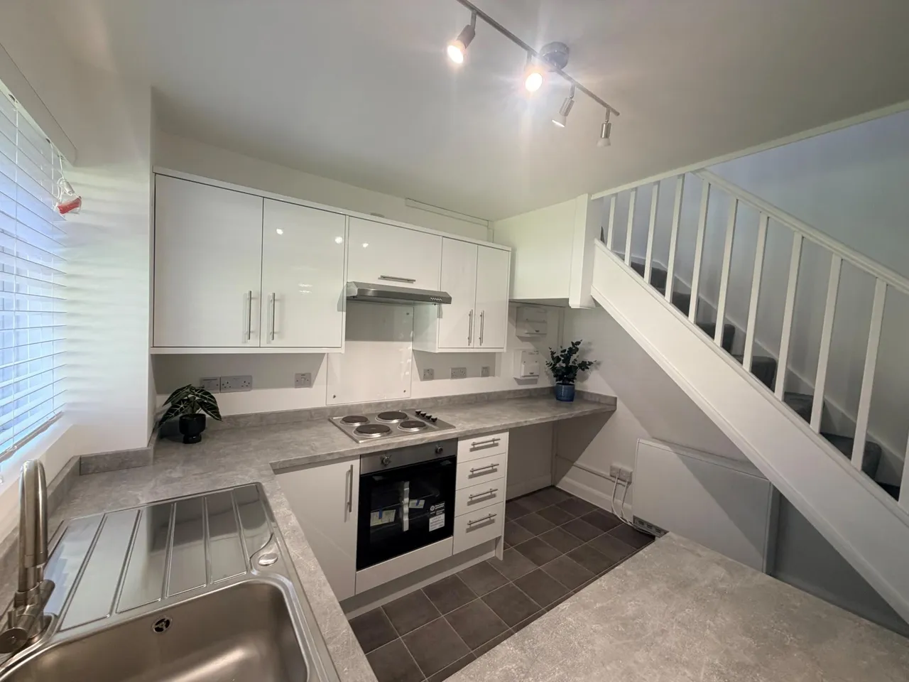 Lynmouth Crescent, Milton Keynes, MK4, photo 9