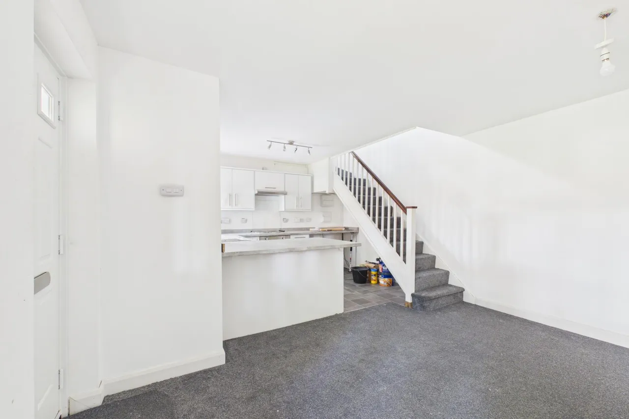 Lynmouth Crescent, Milton Keynes, MK4, photo 5