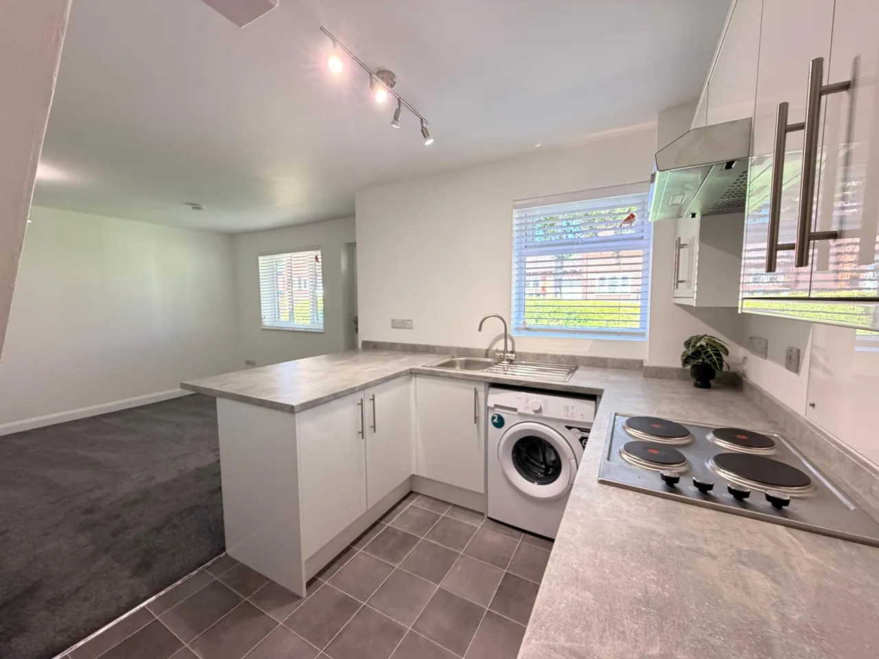 Lynmouth Crescent, Milton Keynes, MK4, photo 10
