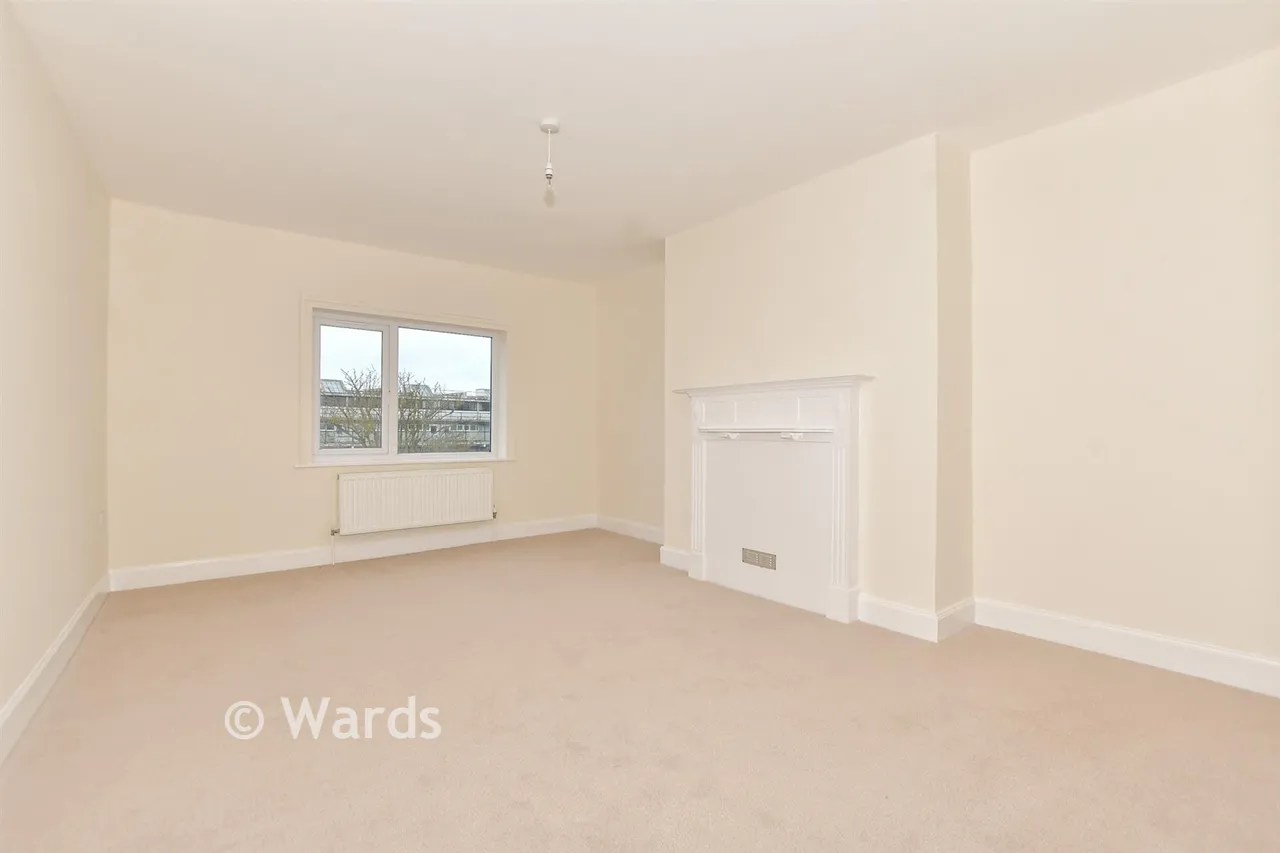 Pleydell Gardens, Folkestone, CT20, photo 4