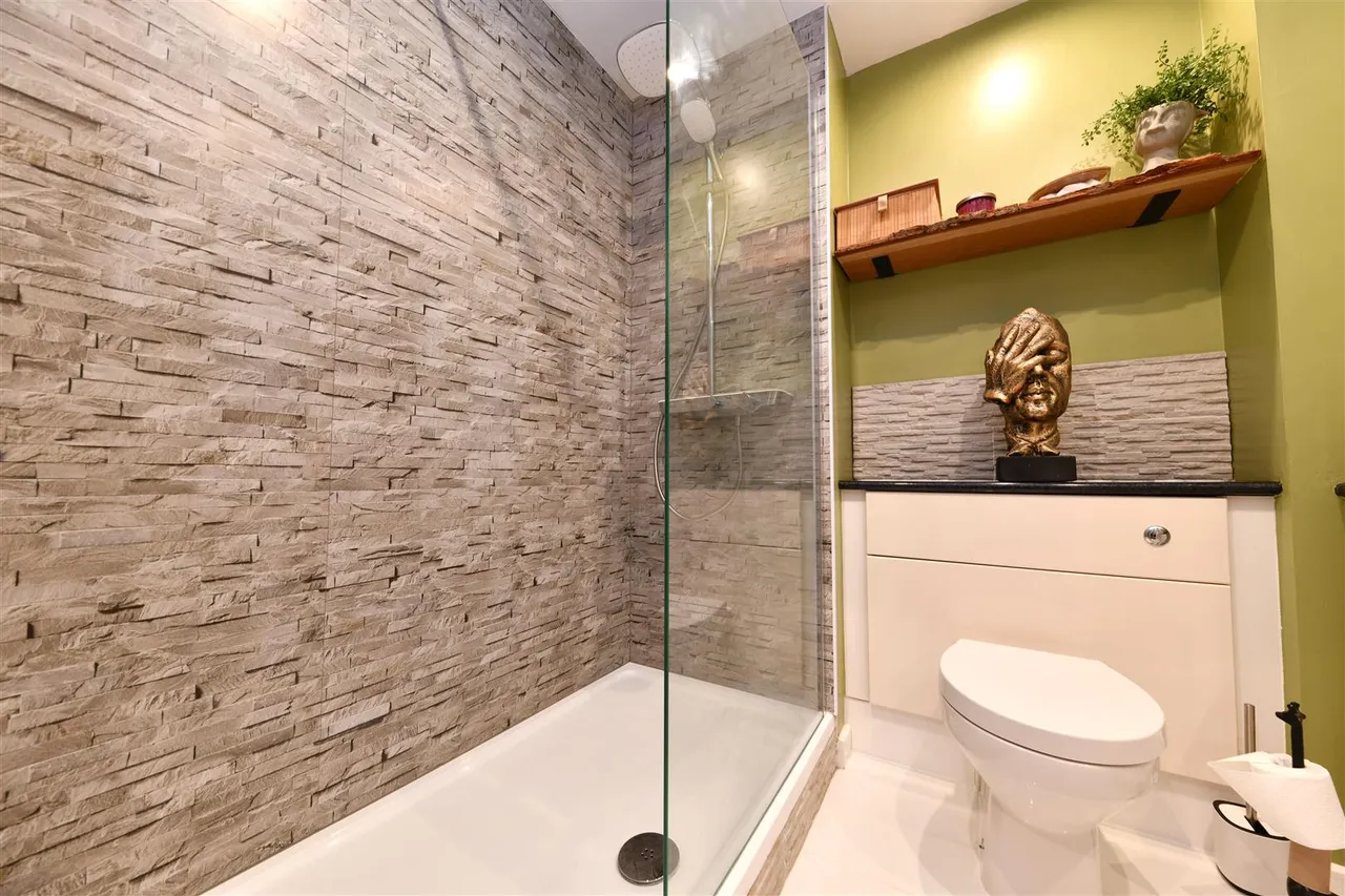Mendip Way, Stevenage, SG1 6GZ, photo 17