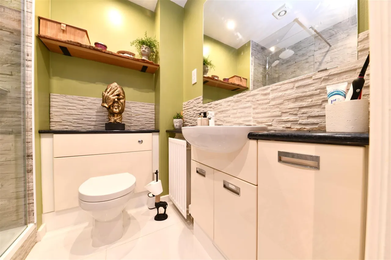 Mendip Way, Stevenage, SG1 6GZ, photo 16
