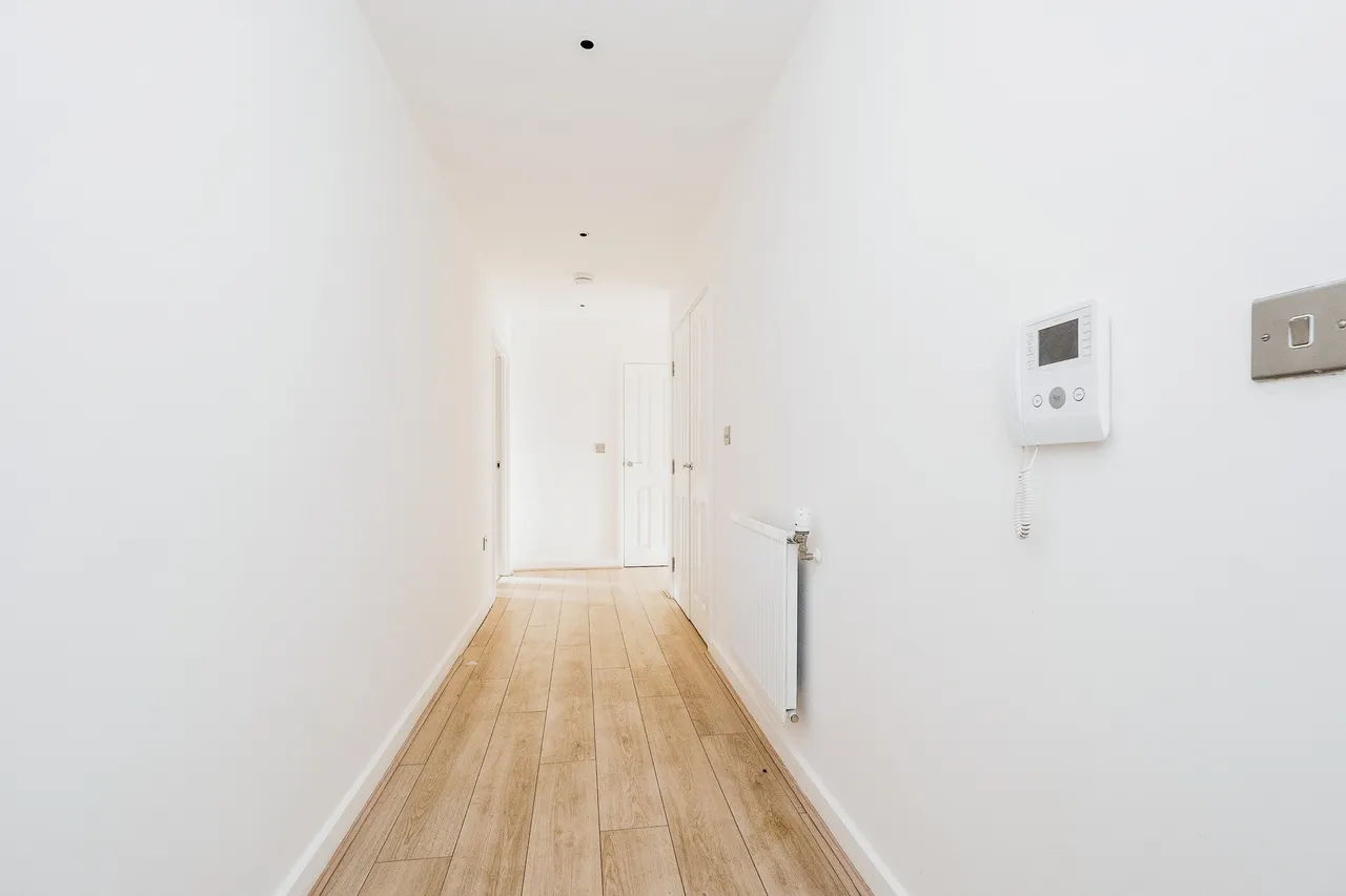 Brumwell Avenue, London, SE18, photo 9