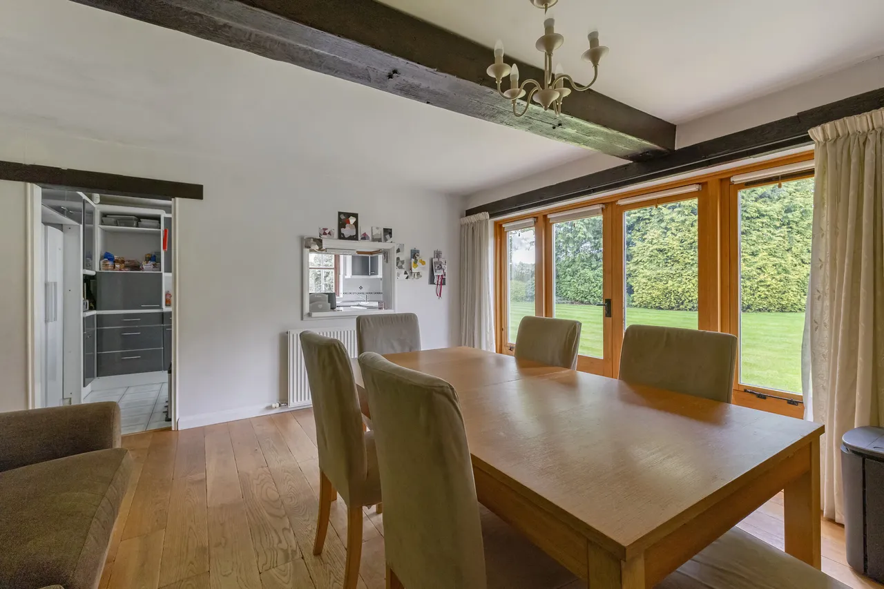 Foxes Lane, North Mymms, AL9, photo 3