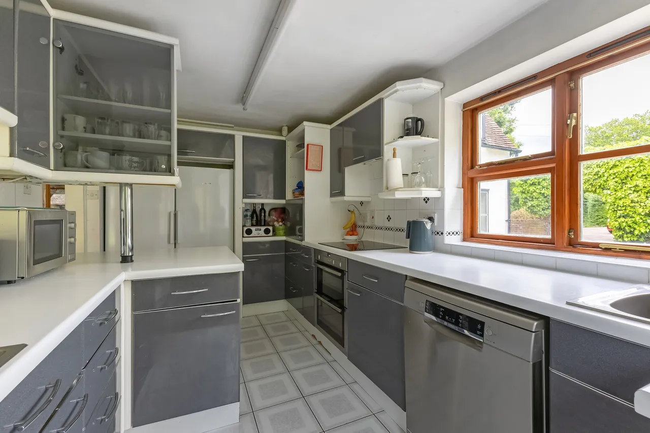Foxes Lane, North Mymms, AL9, photo 6