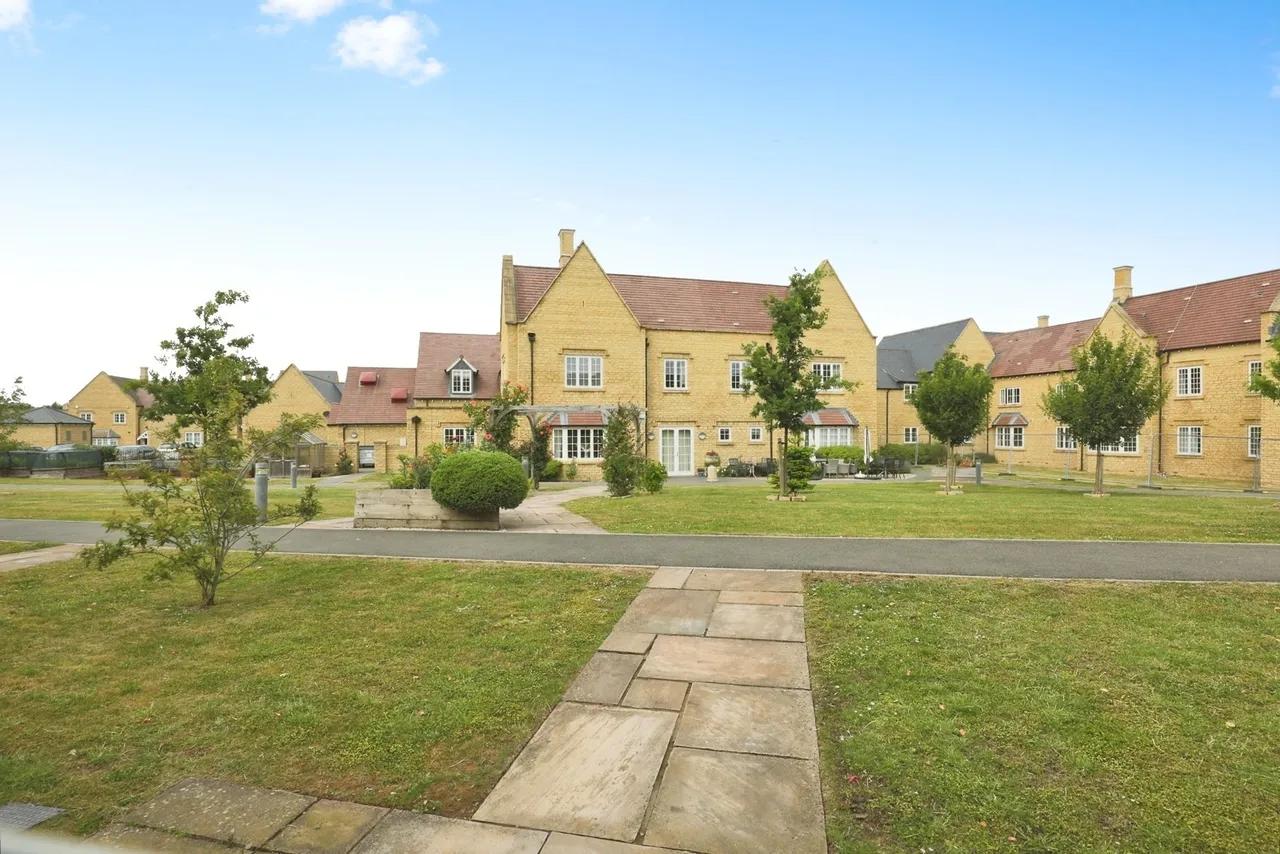 Millet Way, Broadway, WR12, photo 17