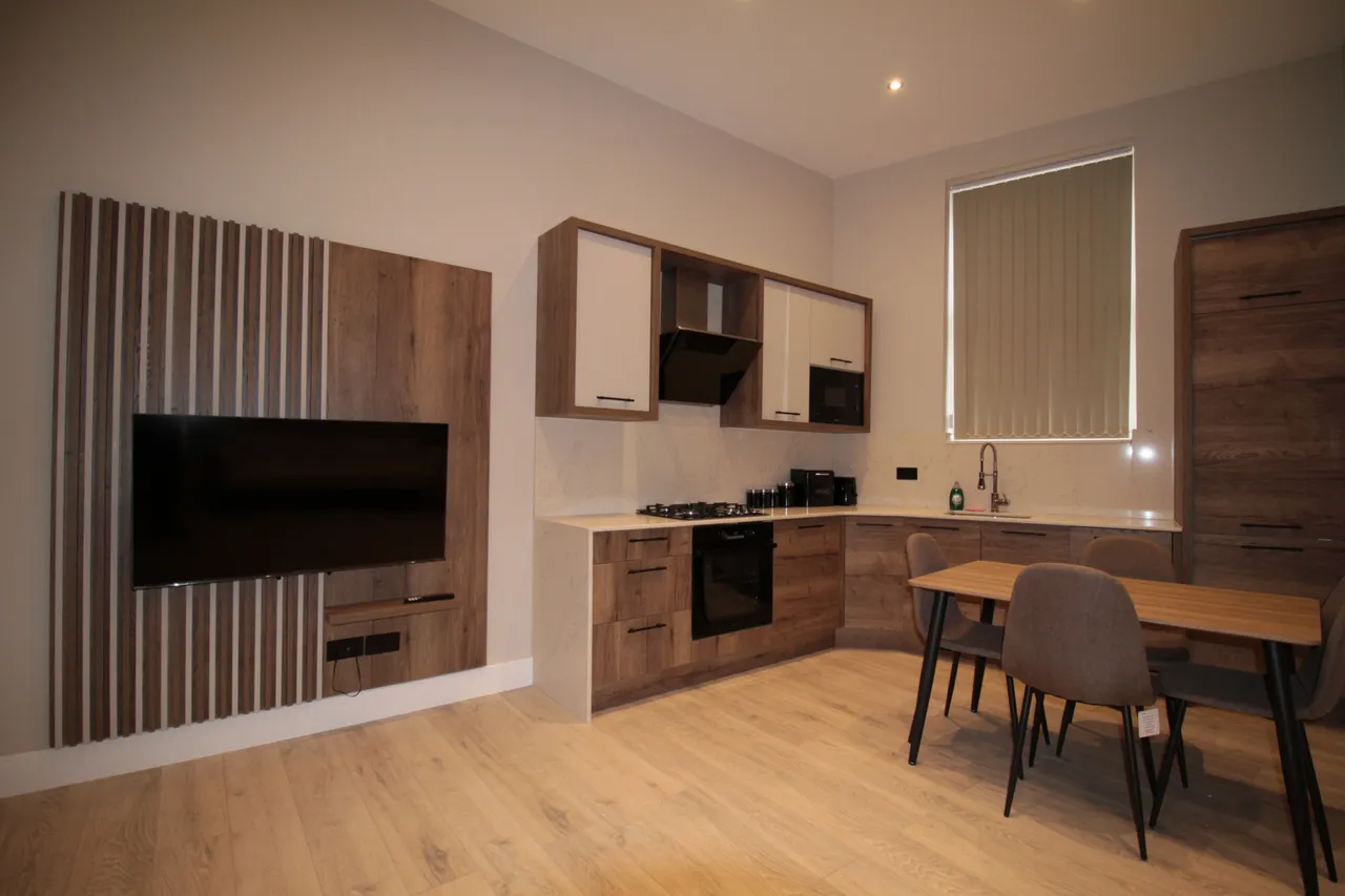 London, W3, photo 18