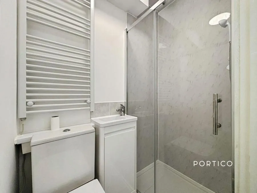 Latchford Place, Chigwell, IG7, photo 4