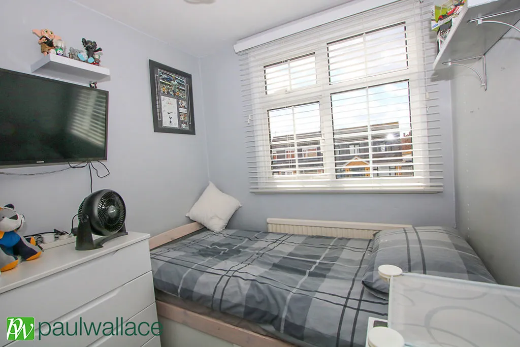 Perrysfield Road, Cheshunt, EN8, photo 13