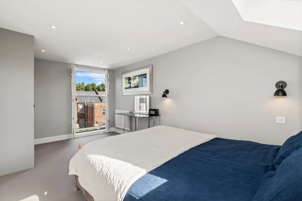 Kenmont Gardens, London, NW10, photo 14