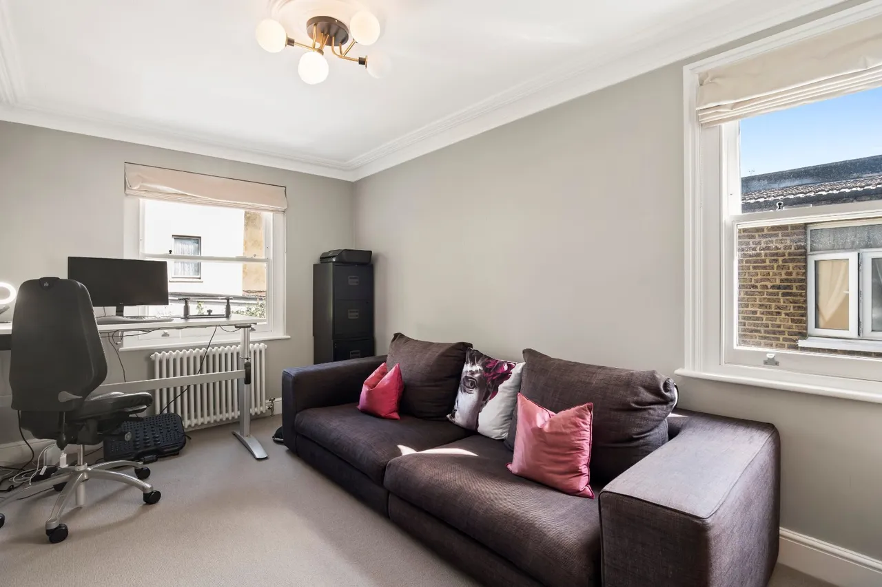 Kenmont Gardens, London, NW10, photo 20