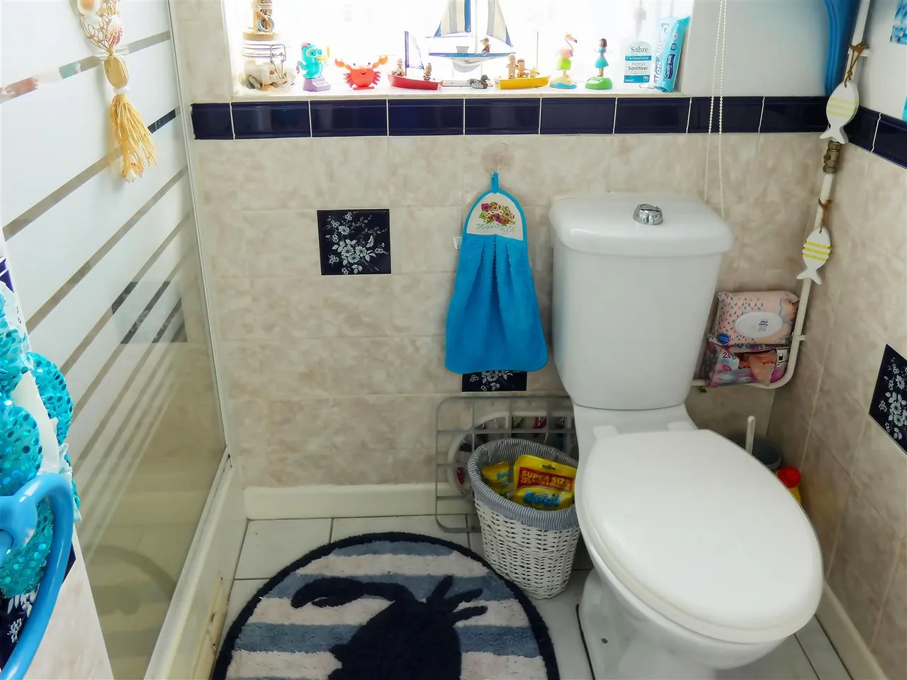 Fontwell Close, Rustington, photo 11
