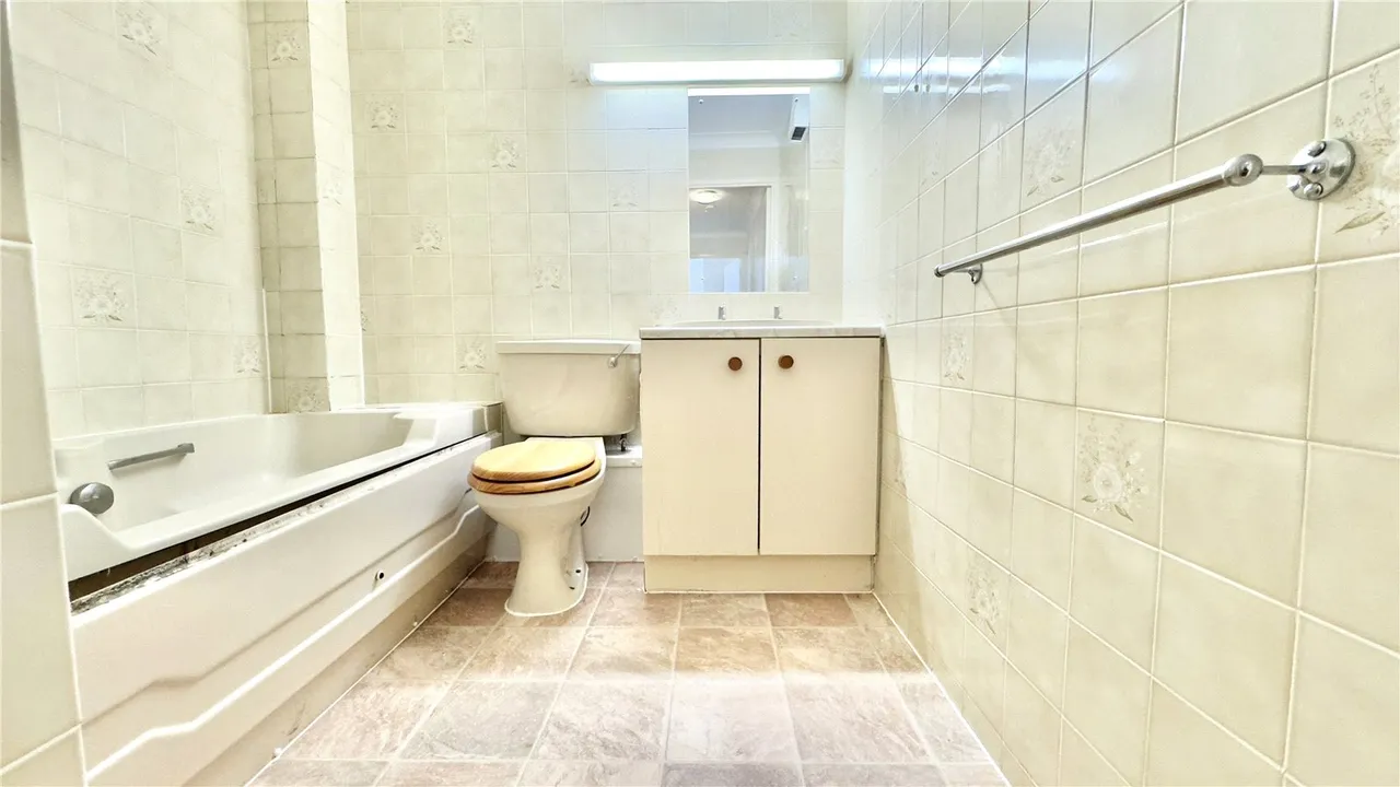 Manorside Close, Wirral, CH49, photo 6