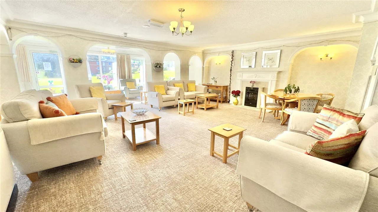 Manorside Close, Wirral, CH49, photo 9