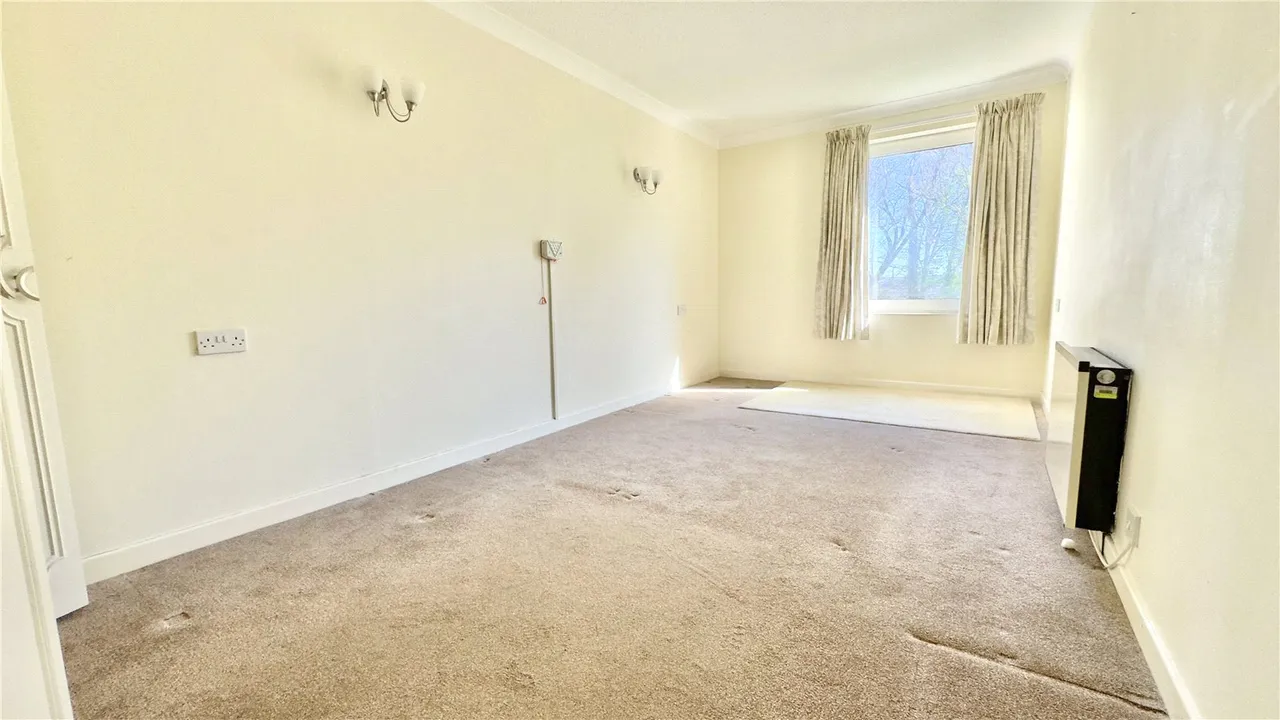 Manorside Close, Wirral, CH49, photo 4