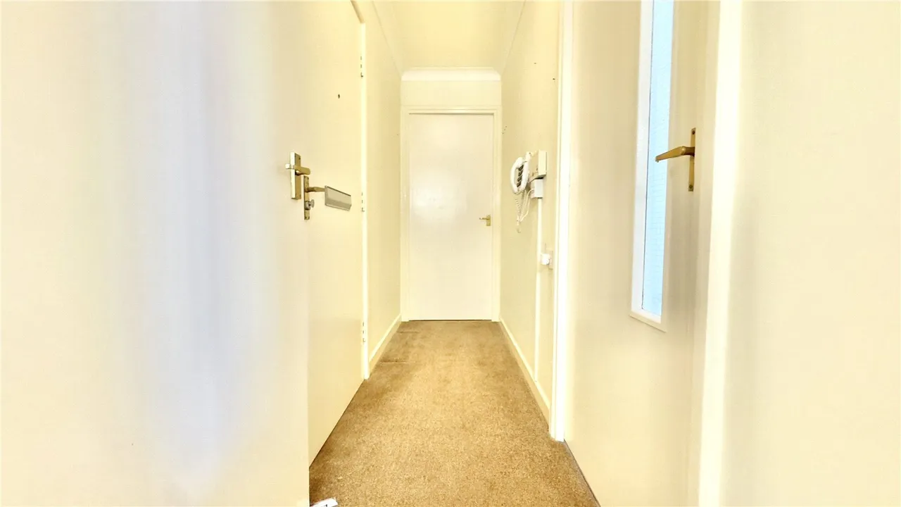 Manorside Close, Wirral, CH49, photo 7