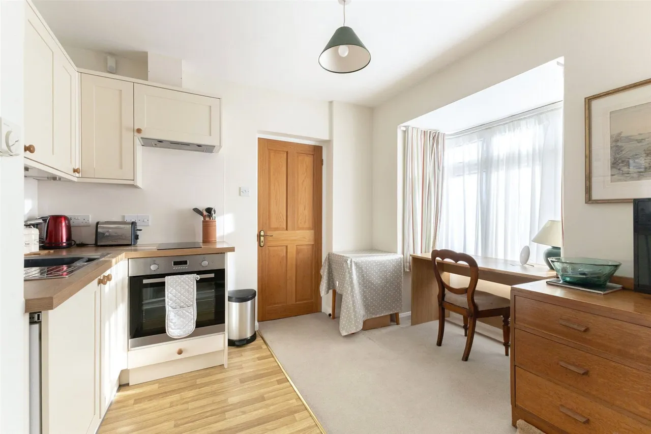 Upperfield, Easebourne, GU29, photo 13