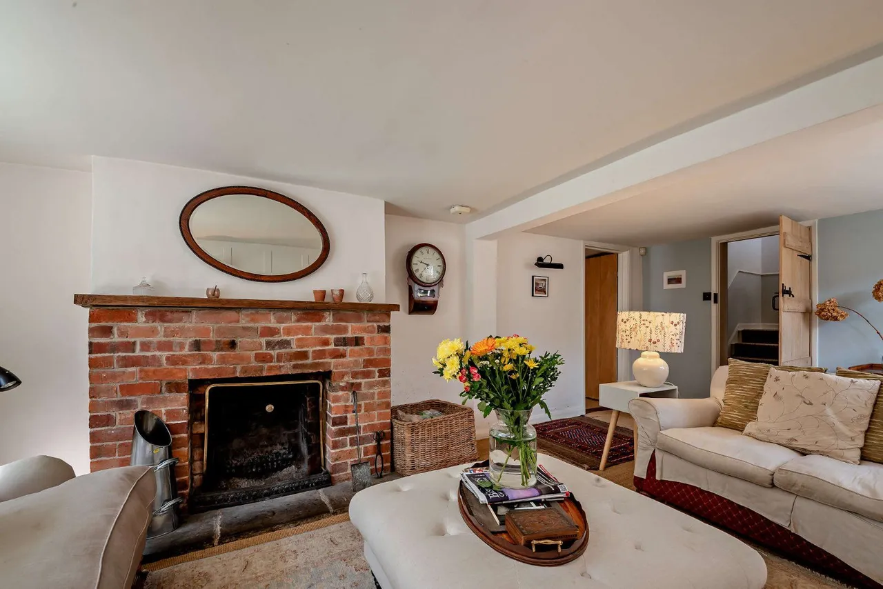Beckfords, Upper Basildon, Berkshire, RG8 8PE, photo 8
