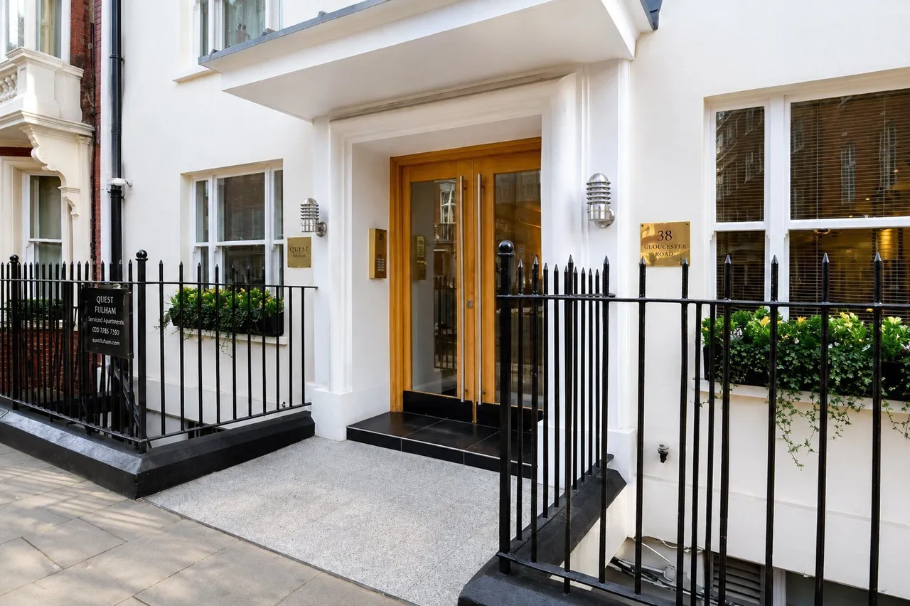 Hill Street, Mayfair, London, W1J, photo 6