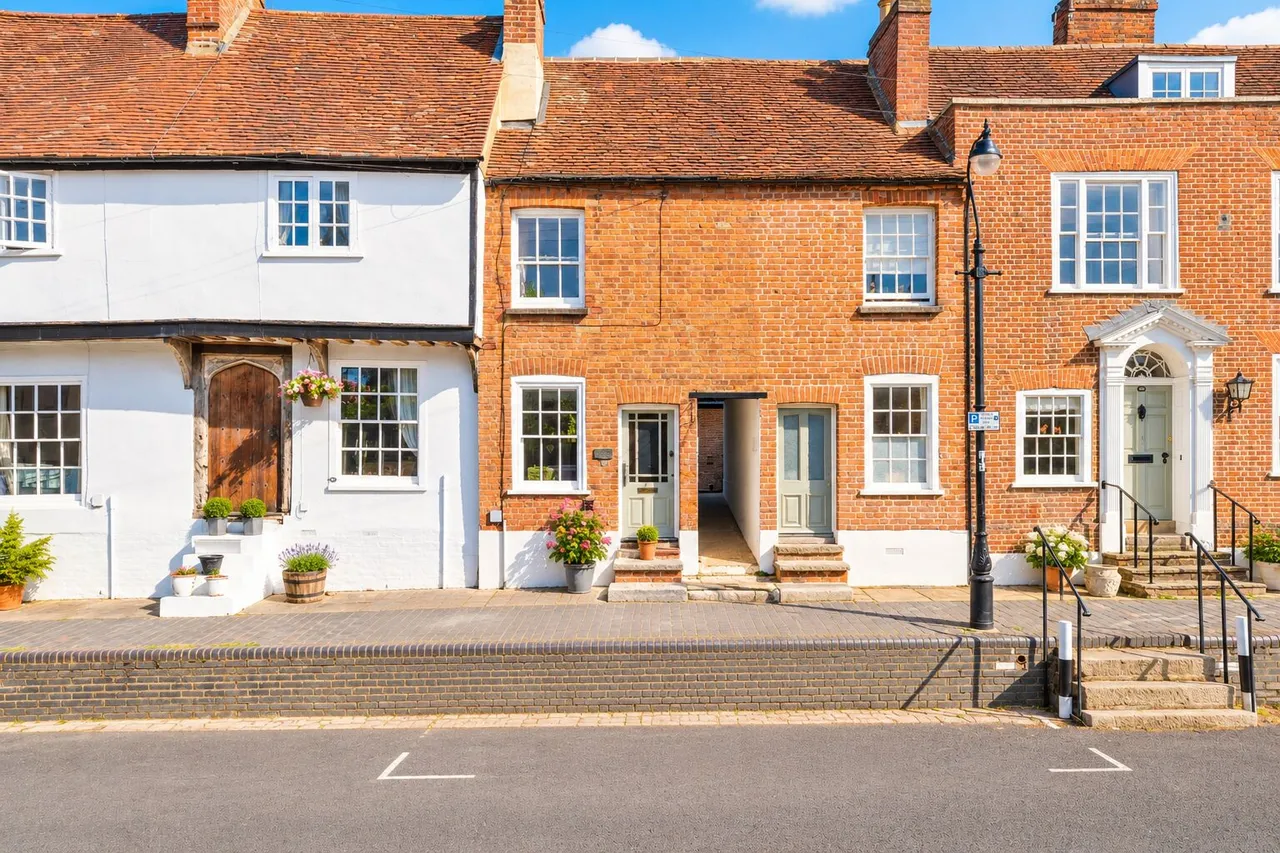 2 bed house to rent, Fishpool Street, St. Albans, AL3