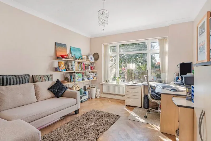 Shenley Road, Bletchley, Milton Keynes, Buckinghamshire, MK3 6HF, photo 8