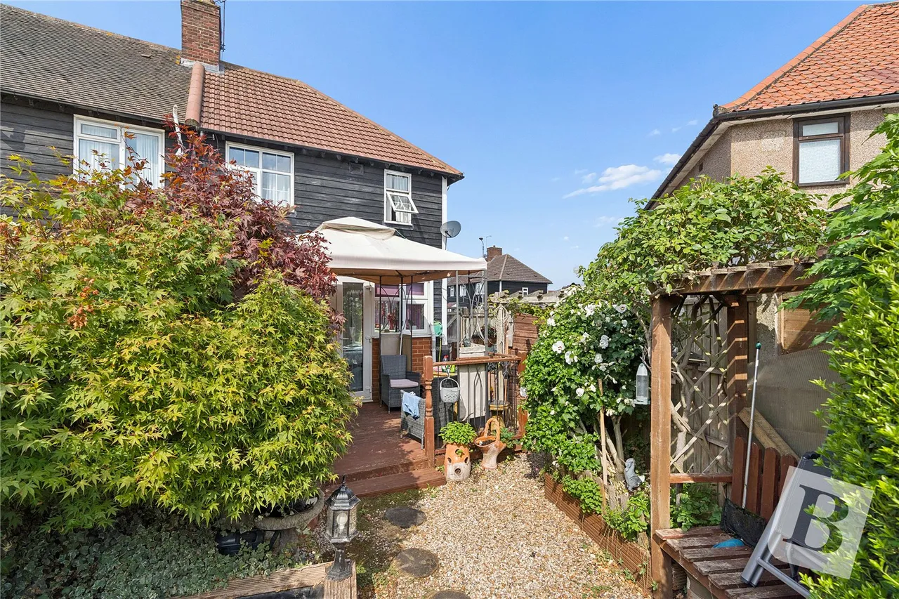 Becontree Avenue, Dagenham, RM8, photo 9