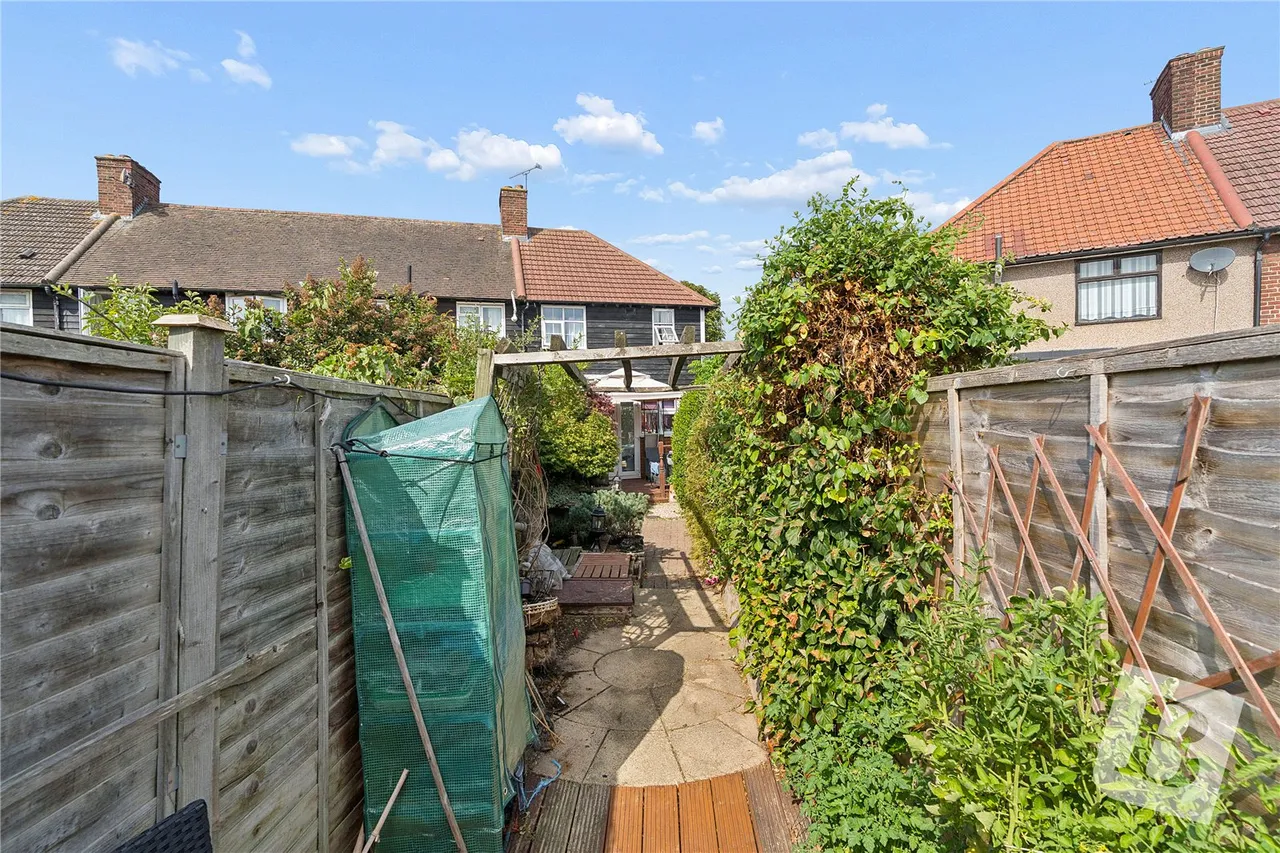 Becontree Avenue, Dagenham, RM8, photo 10