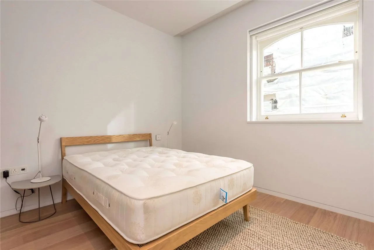 Bartholomew Close, London, EC1A 7BF, photo 7