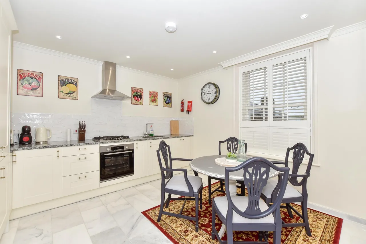 Nelson Crescent, Ramsgate, photo 3