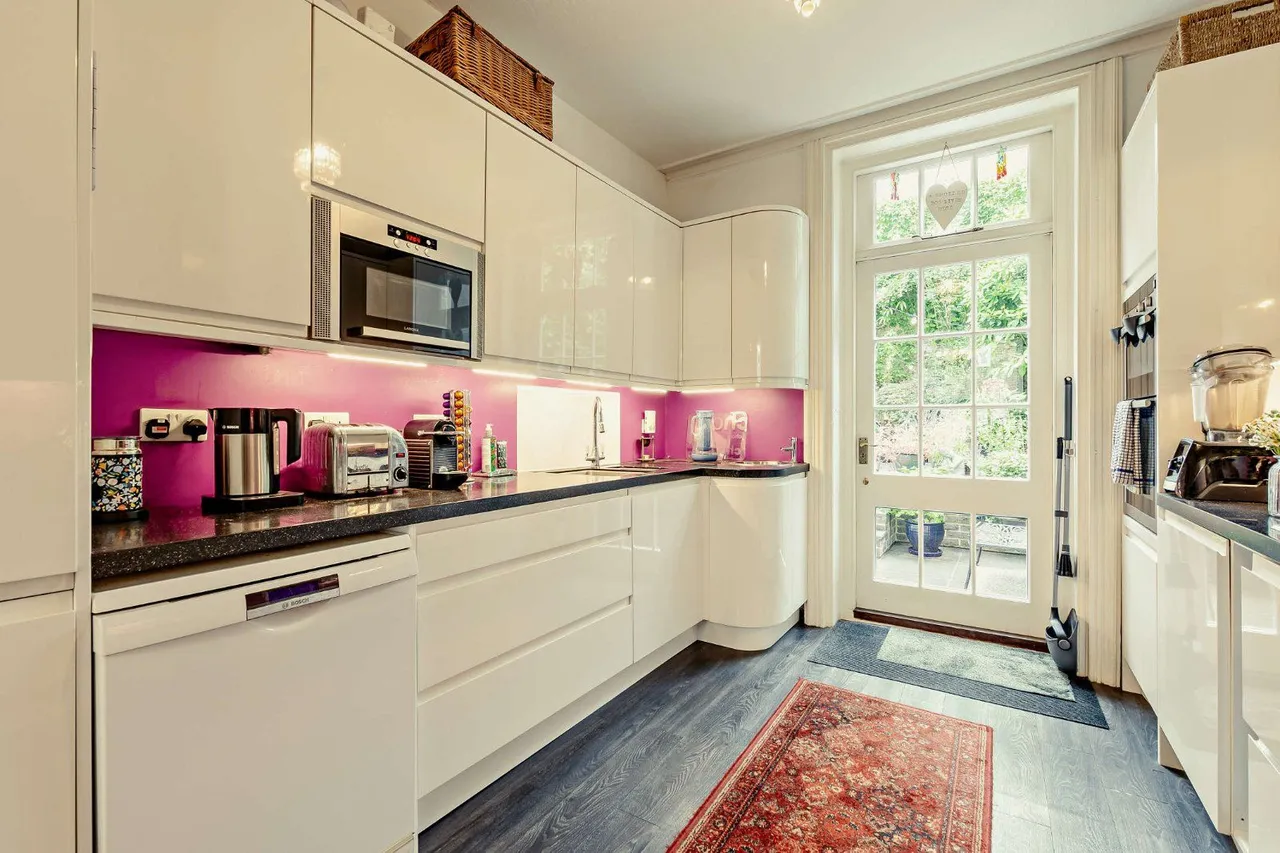 Albion Street, Lewes, East Sussex, BN7 2ND, photo 5
