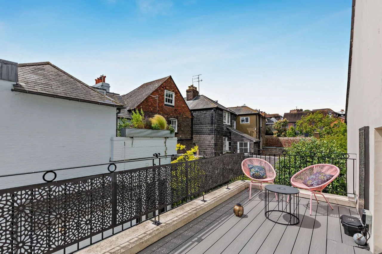 Albion Street, Lewes, East Sussex, BN7 2ND, photo 2