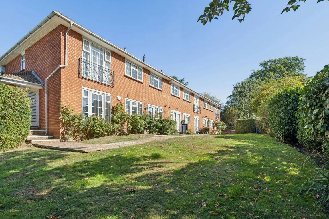 Barrowdene Close, Pinner, HA5, photo 14