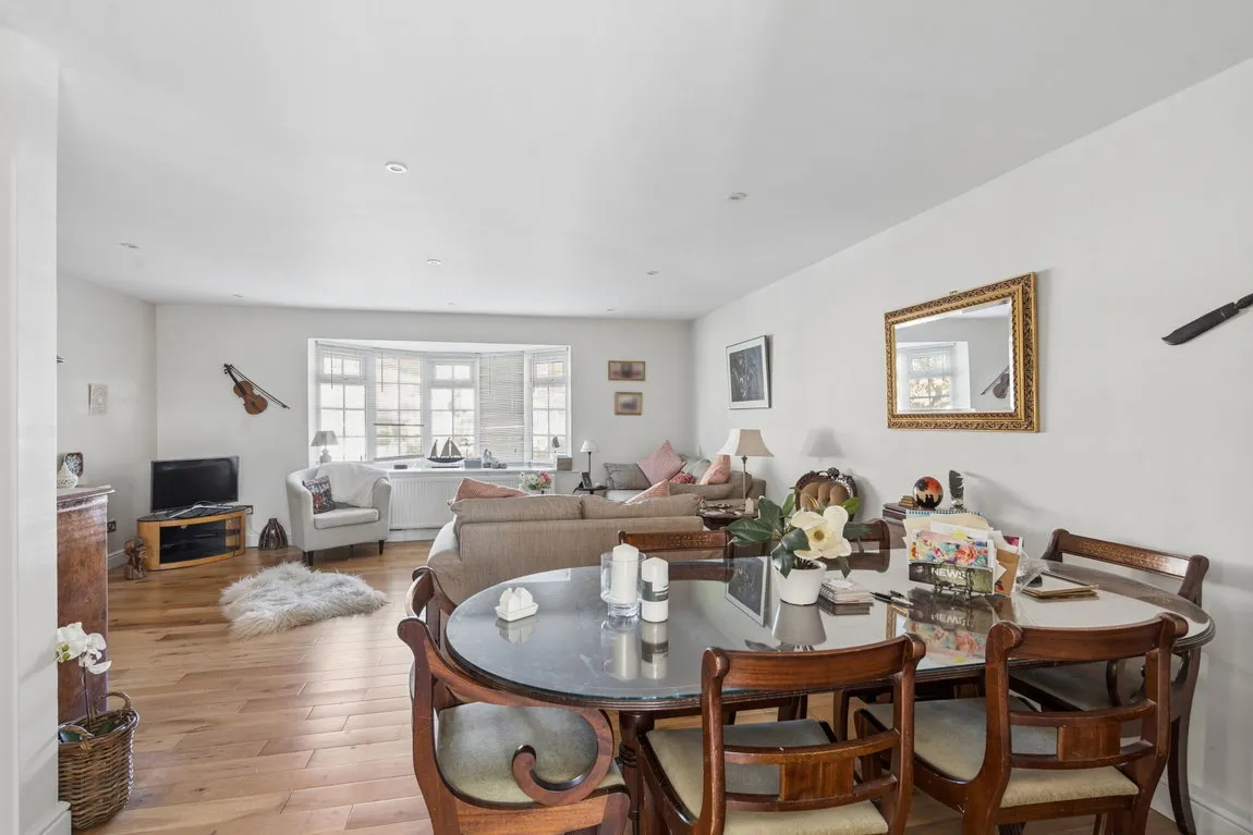 Barrowdene Close, Pinner, HA5, photo 4