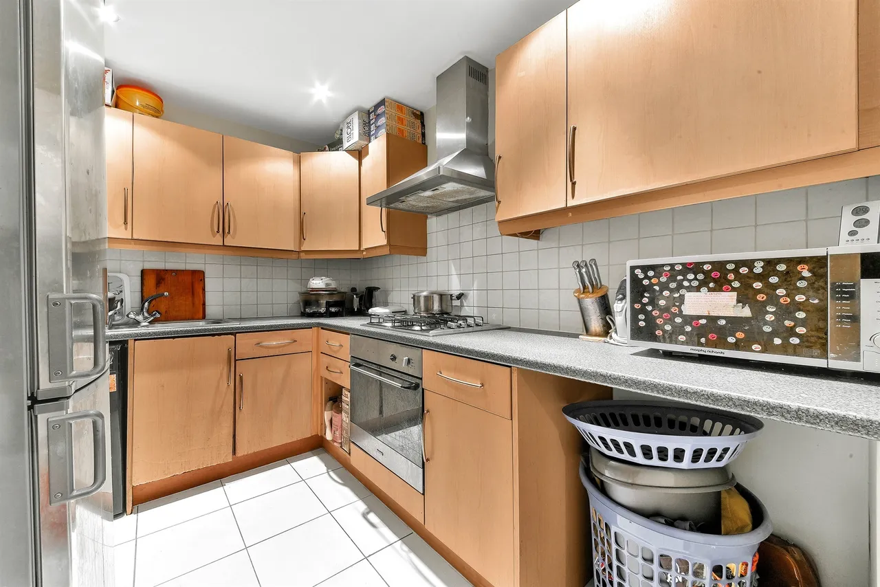 Brigstock Road, Thornton Heath, photo 2