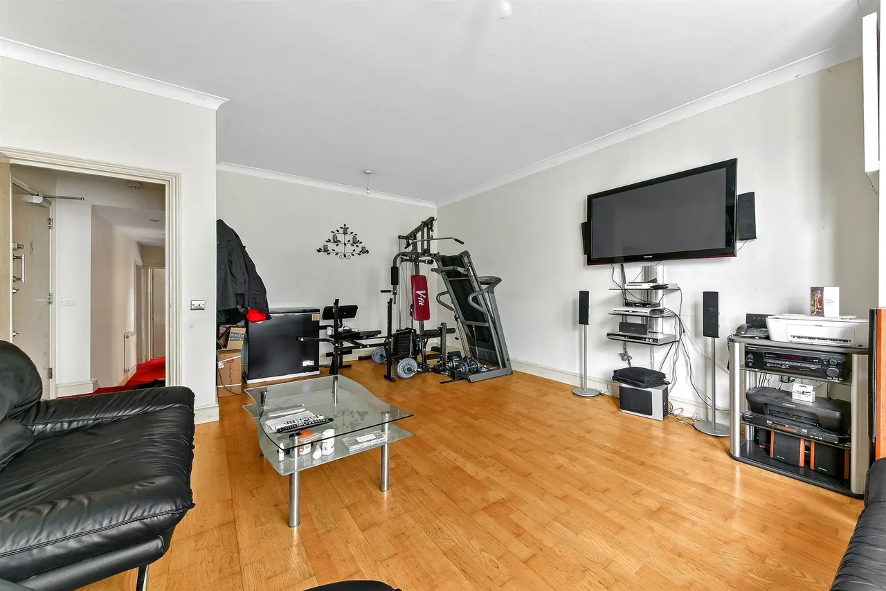 Brigstock Road, Thornton Heath, photo 6