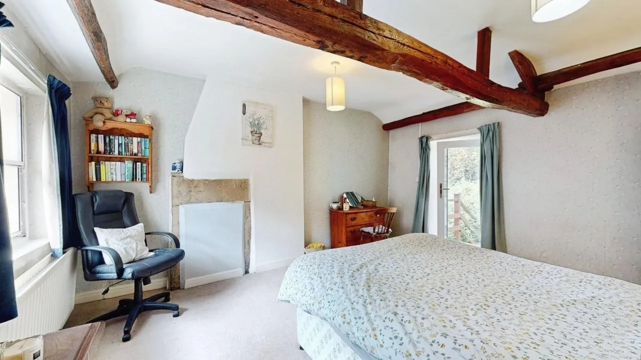 3 bed house for sale, Main Street, Menston, LS29
