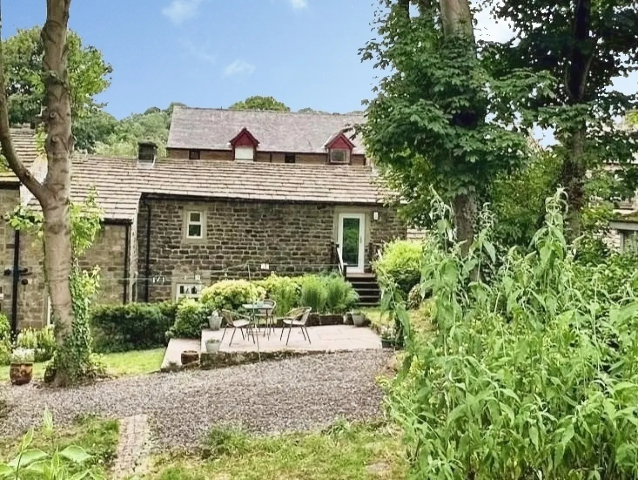 Main Street, Menston, LS29, photo 16