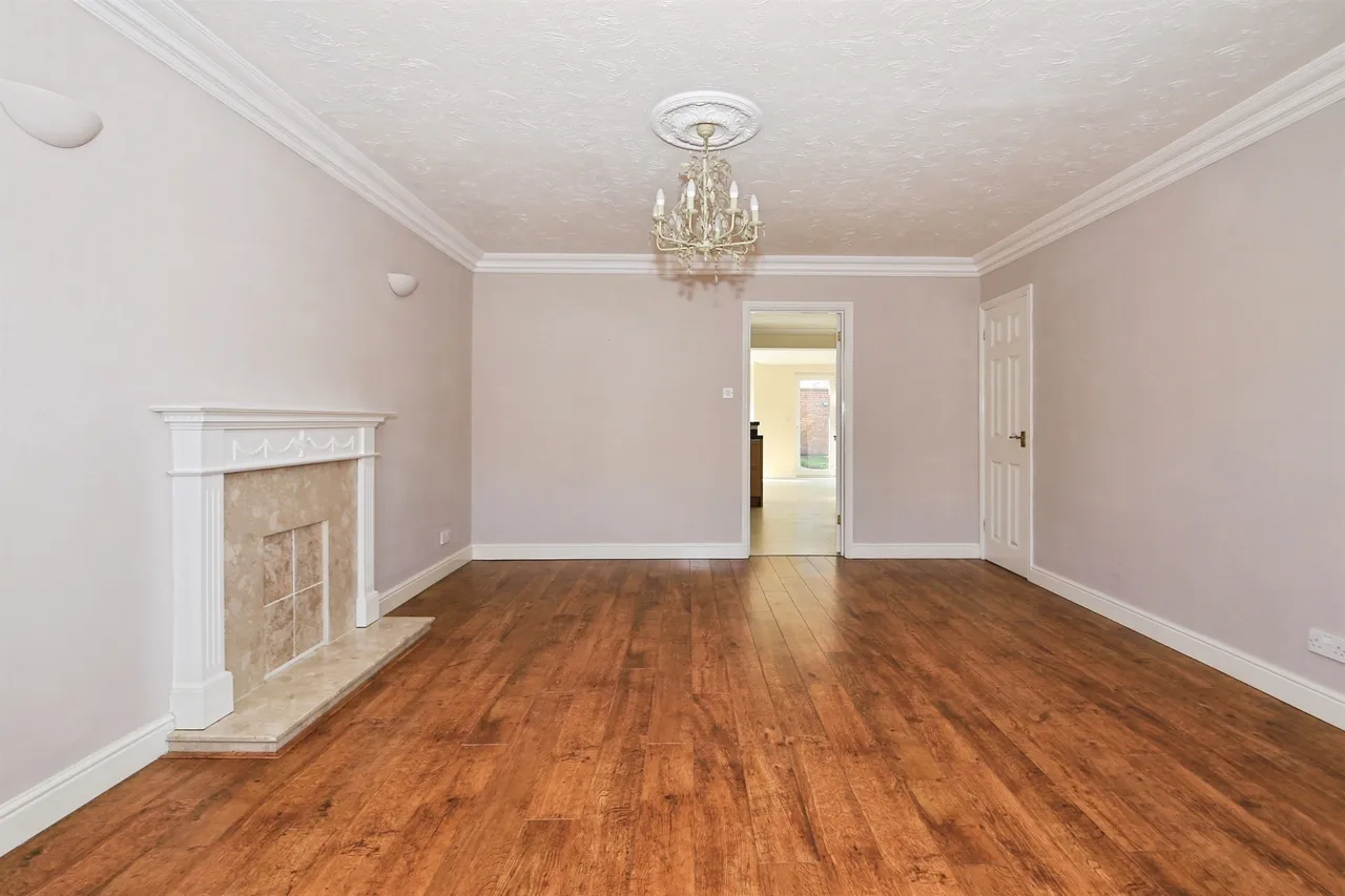 Elm Park Peterborough, PE7, photo 4