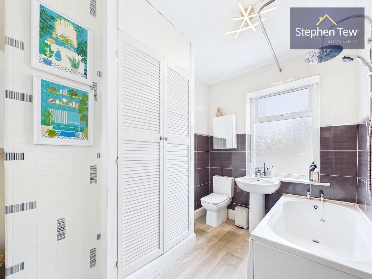 Marton Drive, Blackpool, FY4, photo 4