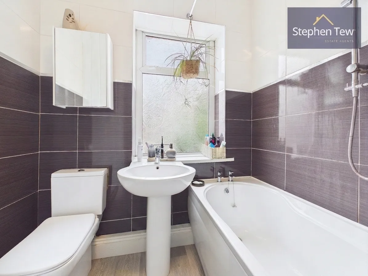 Marton Drive, Blackpool, FY4, photo 5