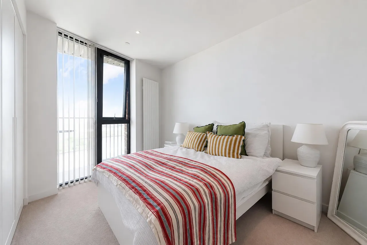 Mercier Court, Royal Wharf, E16, photo 6