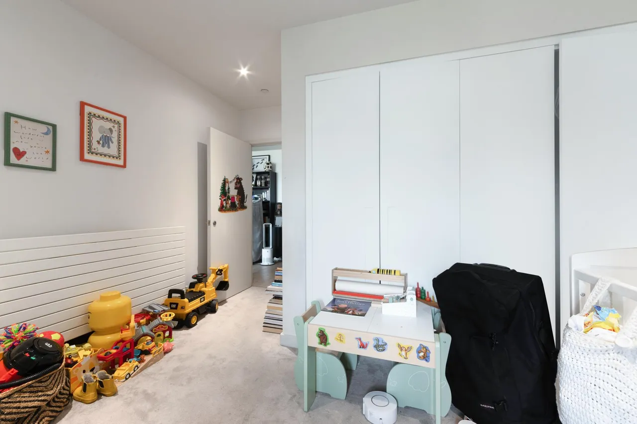 Mercier Court, Royal Wharf, E16, photo 10