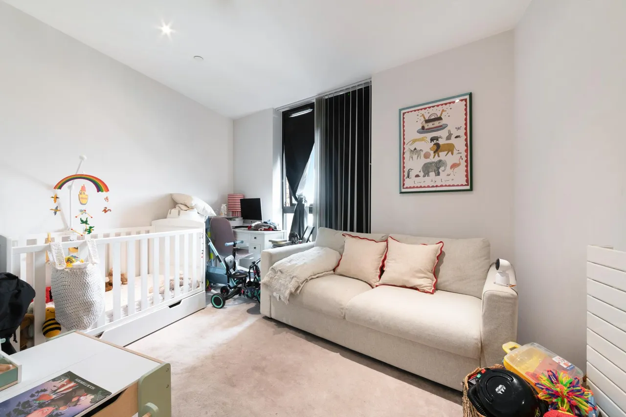 Mercier Court, Royal Wharf, E16, photo 9
