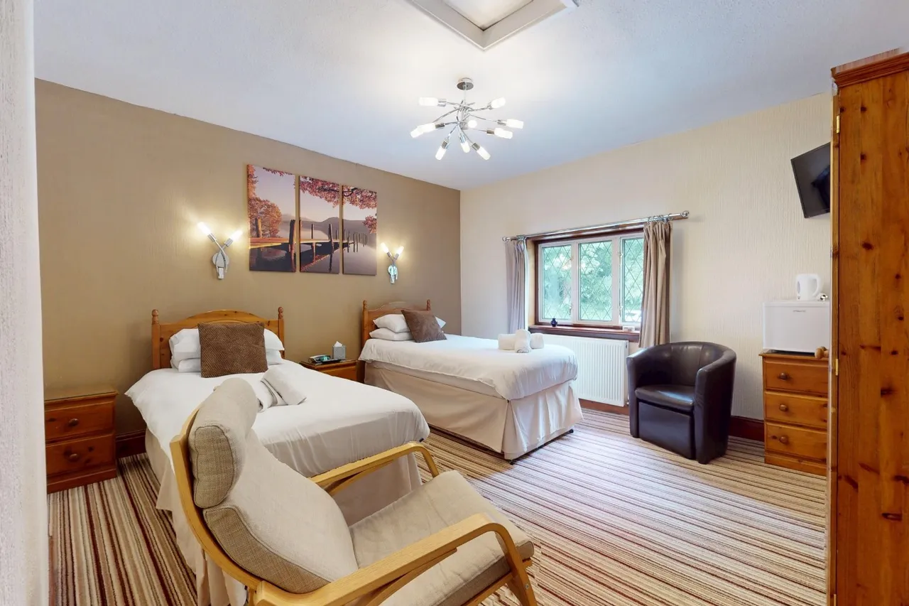 Stone House, Shifnal Road, Telford TF2 9NN, photo 19
