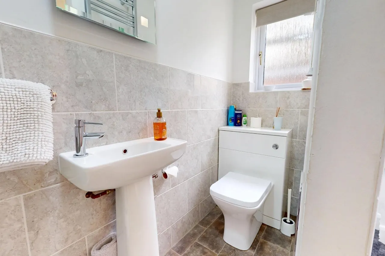 Stone House, Shifnal Road, Telford TF2 9NN, photo 52