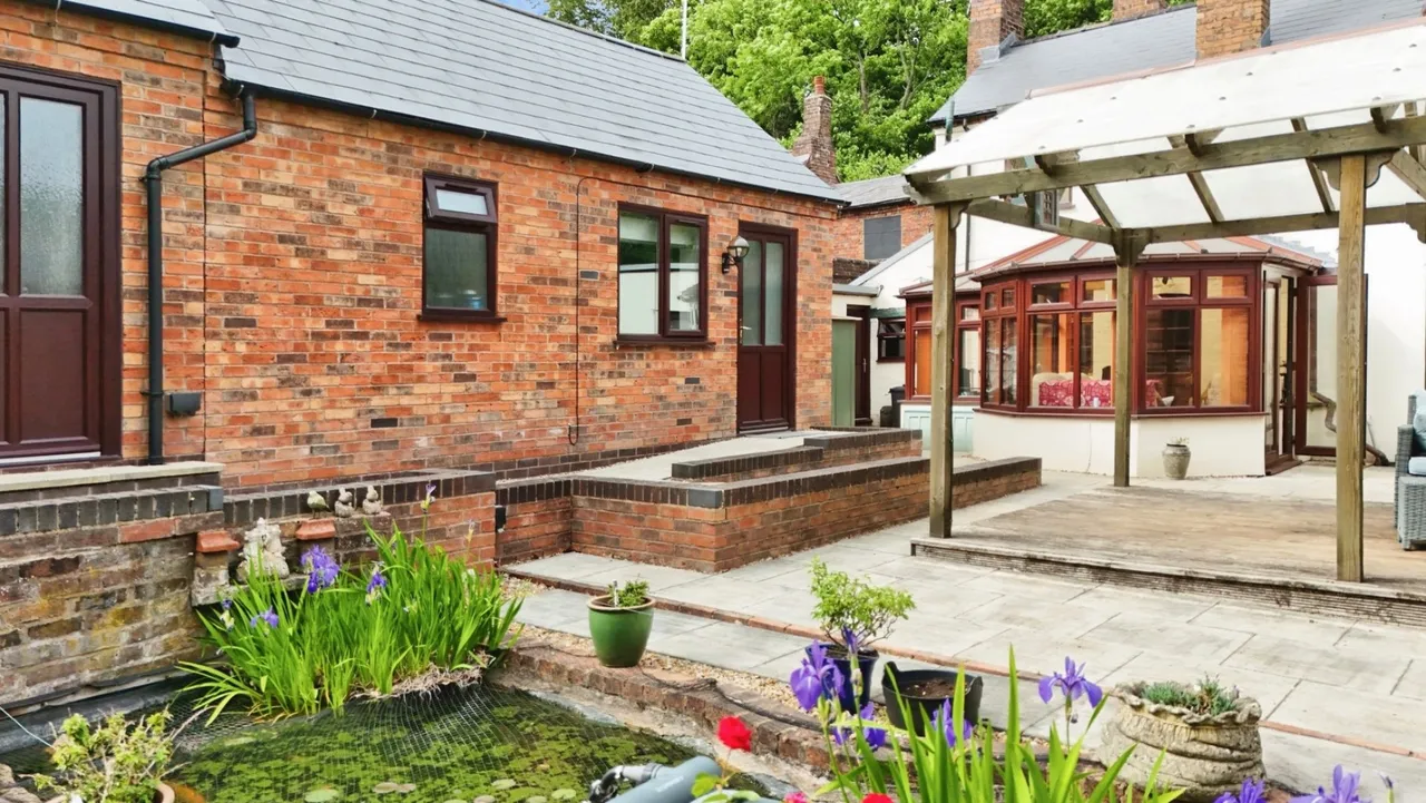 Stone House, Shifnal Road, Telford TF2 9NN, photo 39